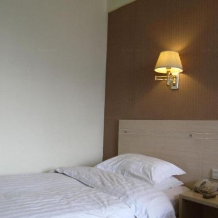 Anyi 158 Hotel Chengdu East Ma Peng Esterno foto